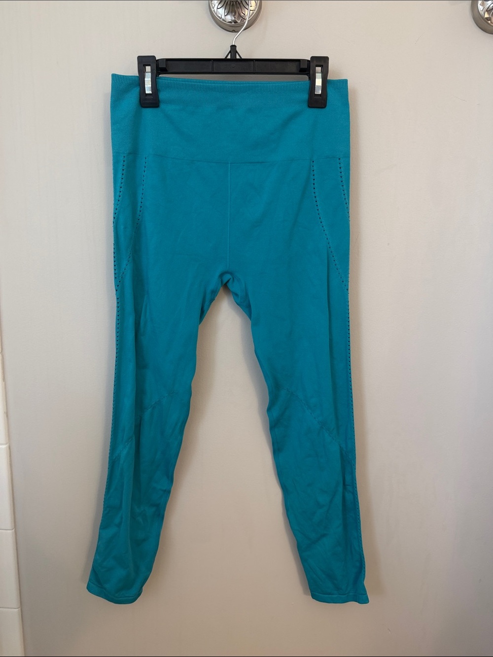 Women's Fabletics Teal High-Rise Performance Leggings